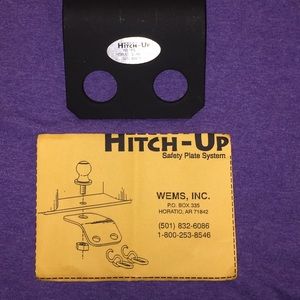 HITCH UP: Ball Shank Safety Chain Plate For 1” Ball Shank
